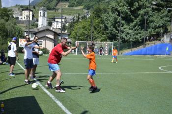 Festa nipotina dopo la rete dedicata al nonno