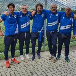 Gianluigi Bongio (al centro) con i suoi collaboratori