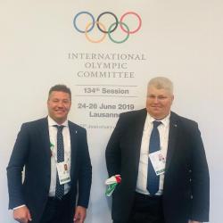 Luca Moretti (a sx) con il sindaco di Livigno Damiano Bormolini