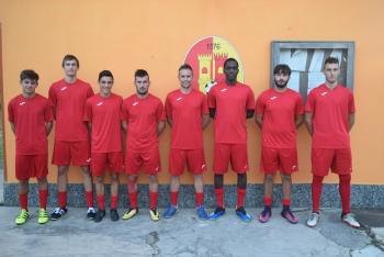 Foto di gruppo per i nuovi, unico assente Nicolò Cassera